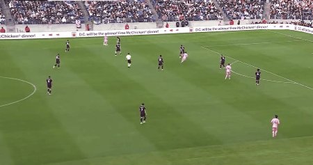 messi.gif